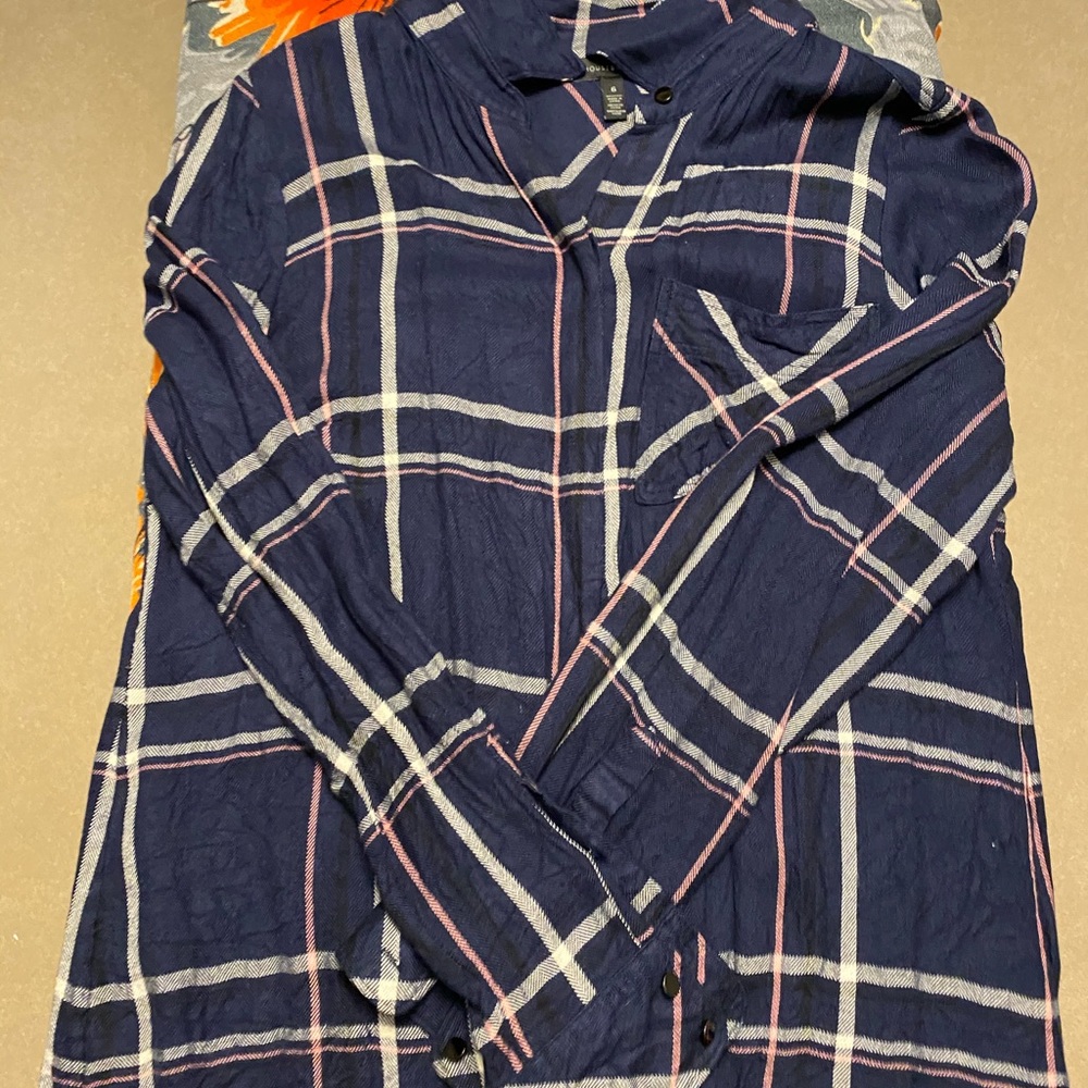 White House Black Market Plaid Top